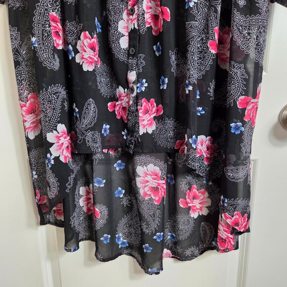 Torrid Black Floral & Paisley Lexie Top - Picture 6 of 10